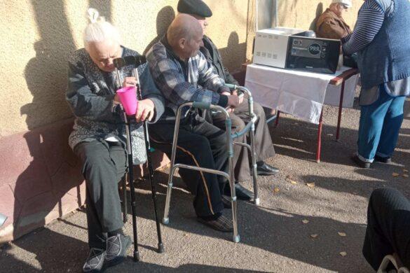 IMG-14c3f7b680ed75fd5835143f45fcf0a5-V (1)